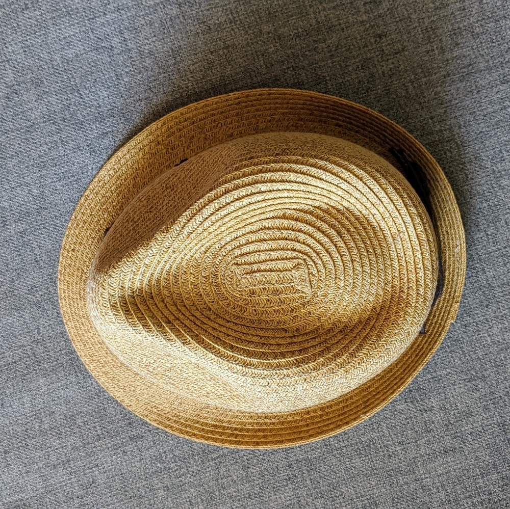 Fedora - Picture 5 of 6